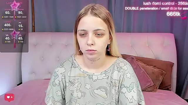 Alice Halle online show from October 10, 2025, 1:37 am