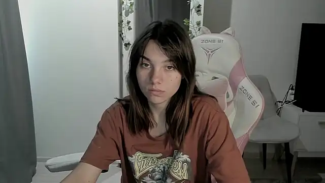 MashkaRay online show from September 28, 2025, 8:52 am