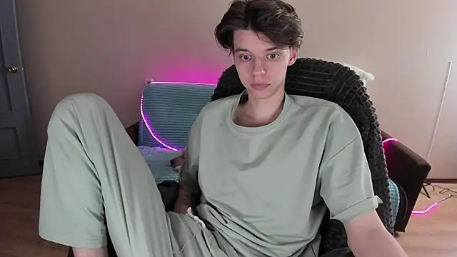 Snapshot of Liam_sexy1 chatting on December 26, 2024, 12:59 pm Liam sexy1 online show from December 26, 2024, 12:59 pm
