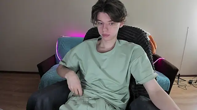 Snapshot of Liam_sexy1 chatting on January 9, 2025, 8:24 am Liam sexy1 online show from January 9, 2025, 8:24 am