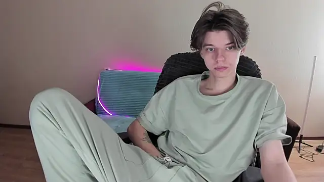 Snapshot of Liam_sexy1 chatting on January 13, 2025, 4:50 am Liam sexy1 online show from January 13, 2025, 4:50 am