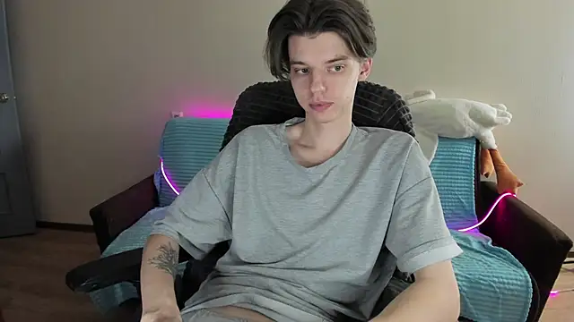 Snapshot of Liam_sexy1 chatting on January 29, 2025, 12:56 pm Liam sexy1 online show from January 29, 2025, 12:56 pm