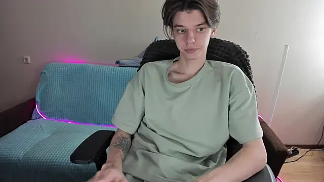 Snapshot of Liam_sexy1 chatting on February 11, 2025, 1:09 pm Liam sexy1 online show from February 11, 2025, 1:09 pm