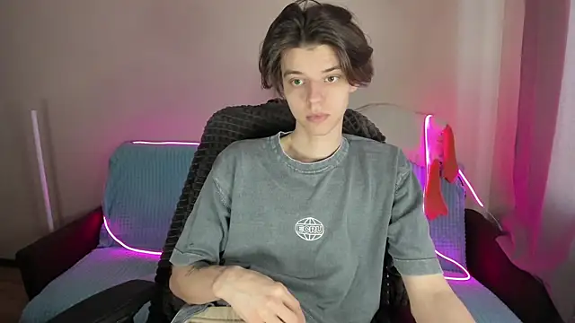 Snapshot of Liam_sexy1 chatting on February 16, 2025, 1:38 pm Liam sexy1 online show from February 16, 2025, 1:38 pm