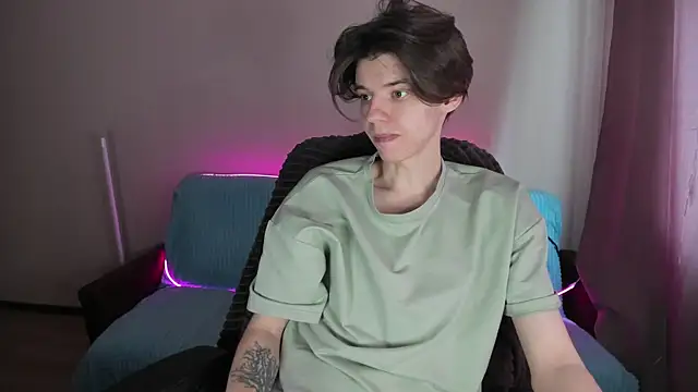 Snapshot of Liam_sexy1 chatting on February 22, 2025, 8:18 am Liam sexy1 online show from February 22, 2025, 8:18 am