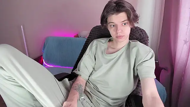 Snapshot of Liam_sexy1 chatting on February 26, 2025, 8:26 am Liam sexy1 online show from February 26, 2025, 8:26 am