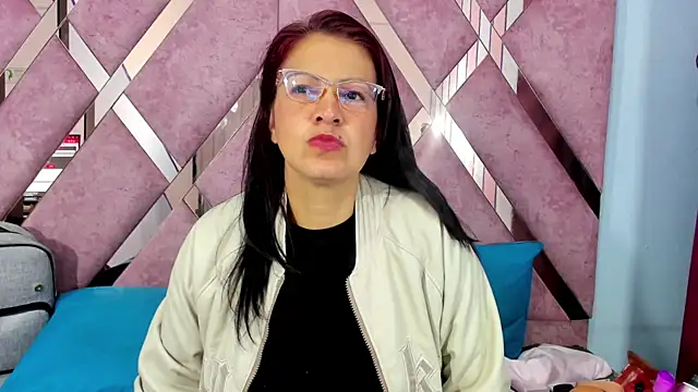 Mulan sexy01 online show from January 17, 2026, 1:27 pm