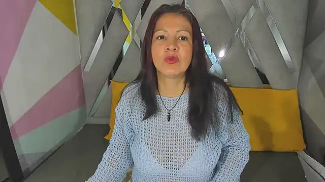 Mulan sexy01 online show from May 15, 2026, 1:18 pm