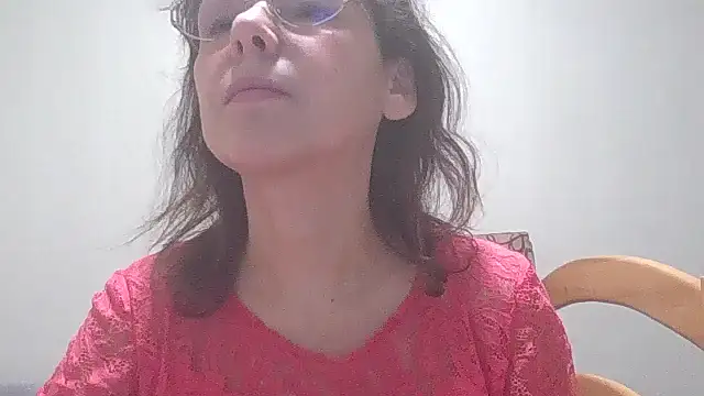 HollyJewel online show from December 30, 2024, 5:34 pm