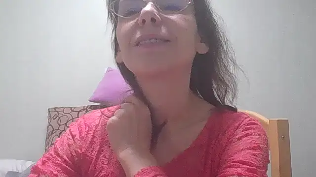 HollyJewel online show from January 20, 2025, 6:10 pm