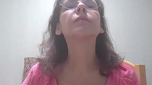 HollyJewel online show from January 22, 2025, 4:44 pm