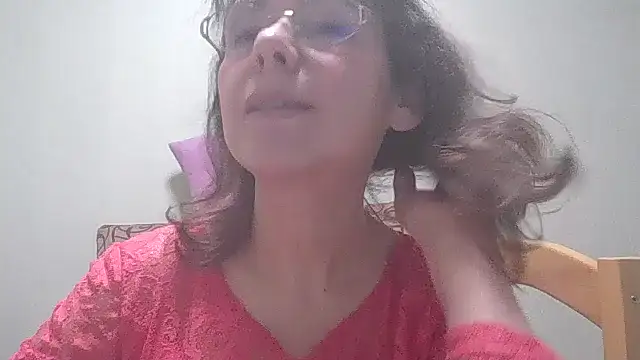 HollyJewel online show from March 3, 2025, 5:39 pm