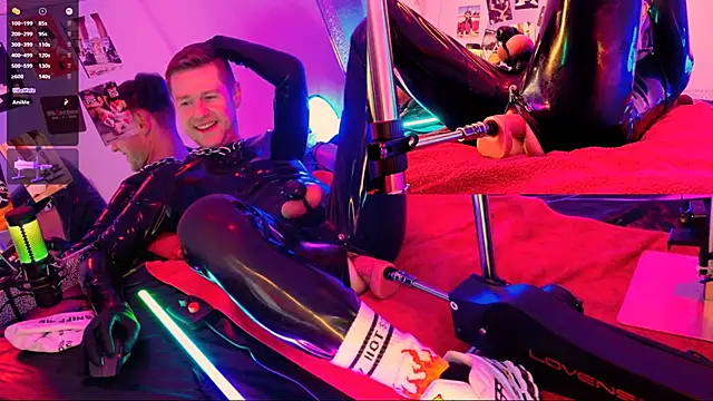 Fuc71 online show from December 30, 2024, 10:55 pm