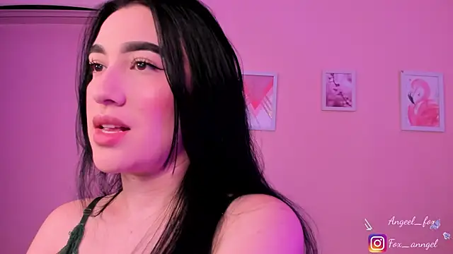 angeel fox online show from April 12, 2026, 4:45 pm