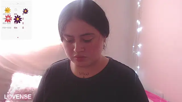 PamelaDoouce online show from December 6, 2024, 5:55 pm