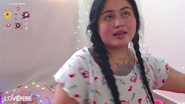 PamelaDoouce online show from January 18, 2025, 4:53 pm