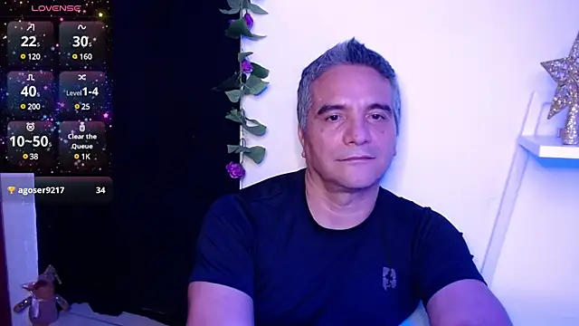 Snapshot of golden_punisher chatting on January 8, 2025, 8:38 am golden punisher online show from January 8, 2025, 8:38 am