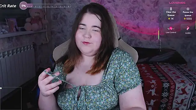 Snapshot of Estelle_Hicks chatting on February 8, 2026, 6:33 pm Estelle Hicks online show from February 8, 2026, 6:33 pm