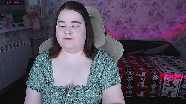 Estelle Hicks online show from March 14, 2026, 6:35 pm