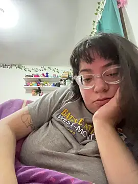 indiegirl666 online show from October 28, 2025, 5:33 am