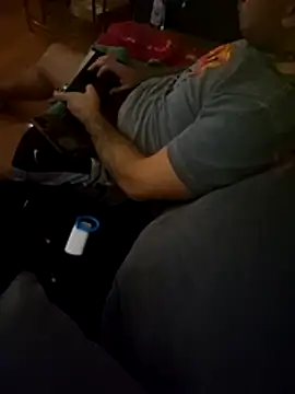 KinkyDanio online show from November 10, 2025, 8:52 pm