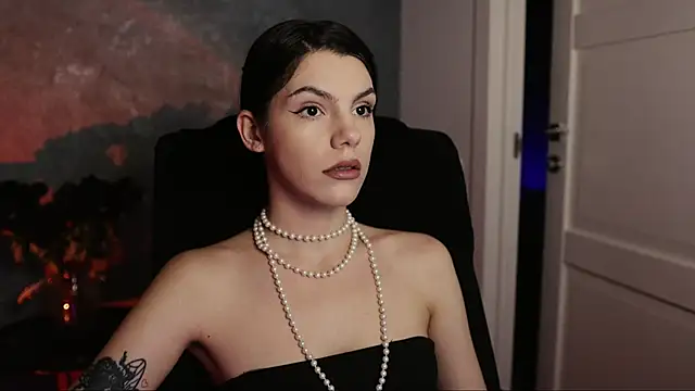 mistress  rochelle online show from March 4, 2025, 10:05 pm