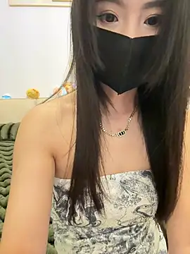 FeiFei-babe online show from March 6, 2025, 4:38 pm