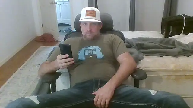 poundyouout69 online show from March 13, 2025, 8:54 pm