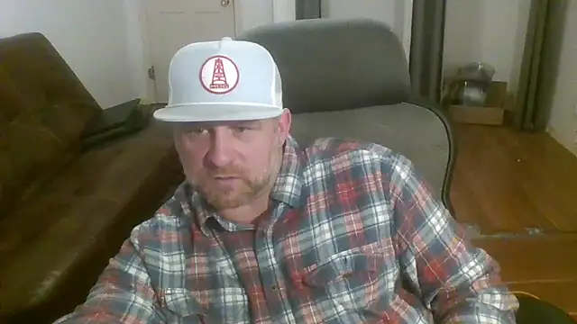 poundyouout69 online show from February 5, 2026, 6:40 am