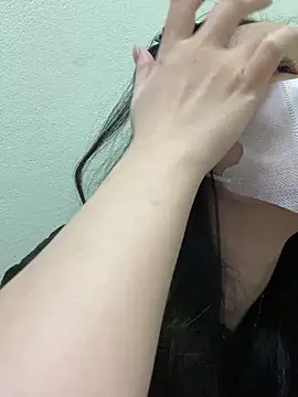 Snapshot of minmin2kk5 chatting on January 11, 2025, 7:28 am minmin2kk5 online show from January 11, 2025, 7:28 am