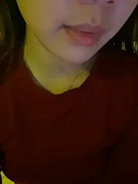 minmin2kk5 online show from February 25, 2026, 3:21 pm