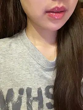 minmin2kk5 online show from March 29, 2026, 5:35 pm