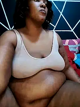YummyChocolatexx2 online show from June 28, 2026, 9:15 am