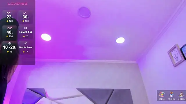 Snapshot of saracaball_ chatting on March 13, 2025, 3:00 am saracaball online show from March 13, 2025, 3:00 am