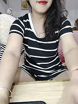 cream1299 online show from June 18, 2026, 9:19 pm