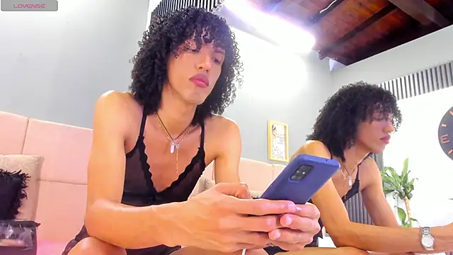 Camille Cedrik online show from March 5, 2025, 8:32 pm