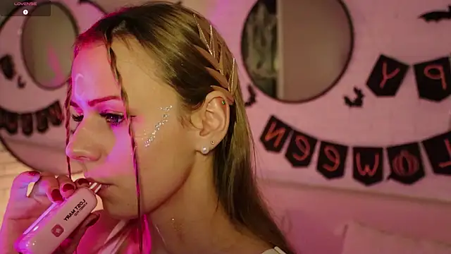 Wendy D0ll online show from October 24, 2025, 9:55 pm