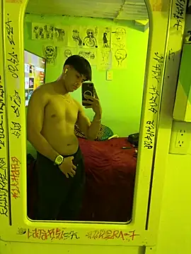 Snapshot of MAxLgemteh chatting on March 9, 2026, 9:57 am MAxLgemteh online show from March 9, 2026, 9:57 am