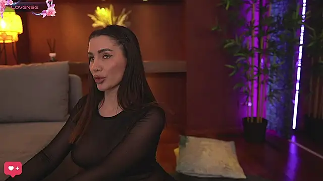 JustinneJade online show from March 10, 2025, 11:32 am