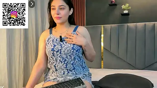 demieliss online show from November 9, 2025, 6:06 pm