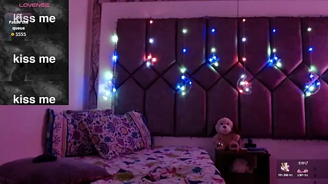 Tiffany Valentine15 online show from February 2, 2026, 12:48 pm