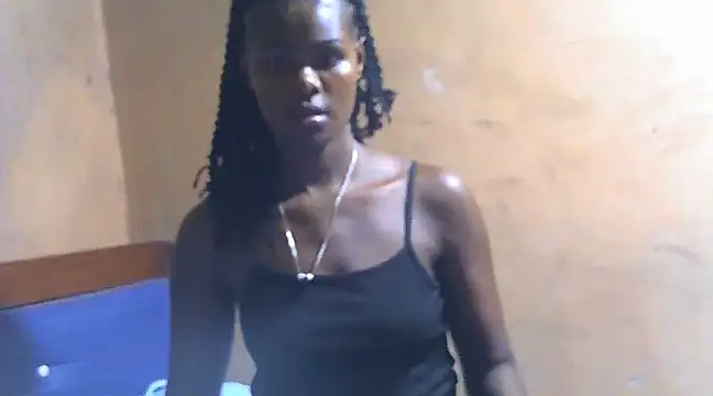 sexy carolyne online show from February 11, 2025, 1:51 pm