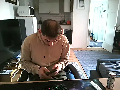 mihaimichael online show from September 27, 2025, 1:27 pm