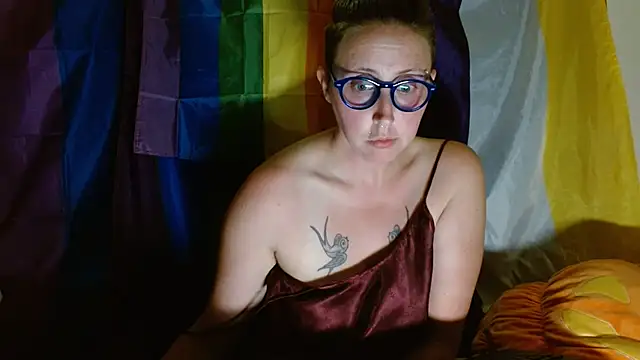 AstridFalk23 online show from June 25, 2026, 5:12 am