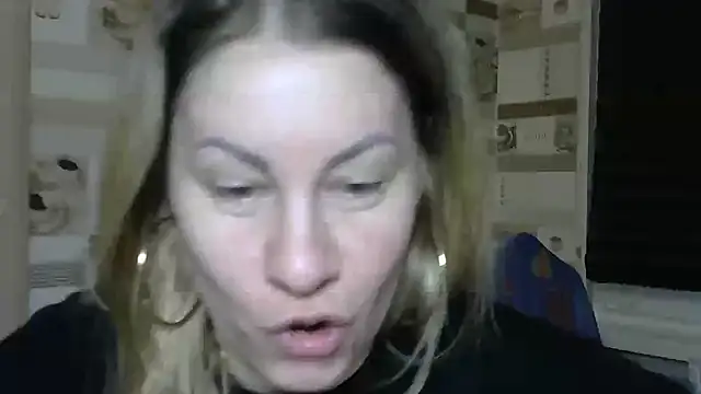 TherestlessKitty online show from December 13, 2025, 10:15 pm