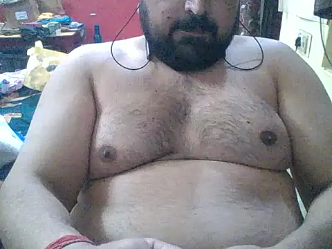 ARYANAVAILABLE online show from December 20, 2025, 9:33 pm