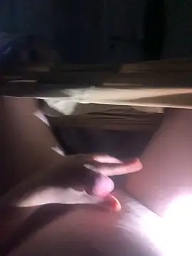 Erenn34 online show from September 25, 2025, 11:30 pm