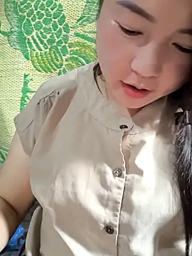 Sweetlove 77 online show from September 18, 2025, 1:18 am