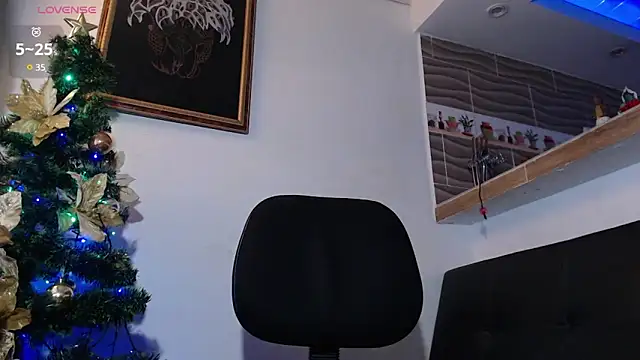Snapshot of colby_scott chatting on December 19, 2024, 6:34 am colby scott online show from December 19, 2024, 6:34 am