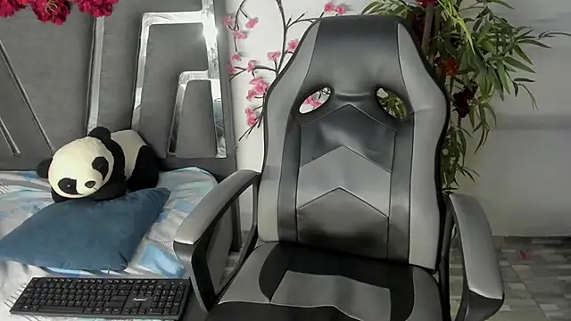 Black Rose2 online show from October 9, 2025, 12:03 pm